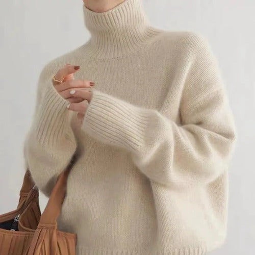 Loose-fitting pure wool sweater for women